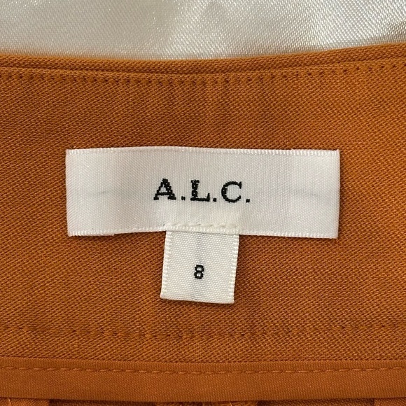 ALC Huxley Shorts Pleated Linen-Blend High Waisted Minimal Classic Orange Size 8 - Picture 8 of 10